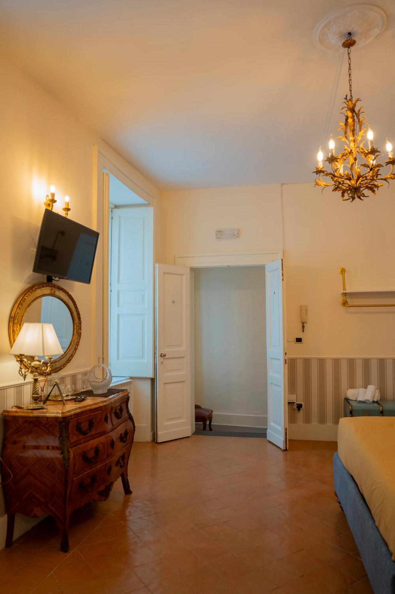 Casa Santangelo Suites Salerno Exterior foto